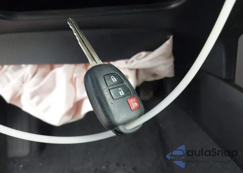 2018 Toyota Rav4 Xle z USA, uszkodzony, nr VIN 2T3WFREV4JW410508